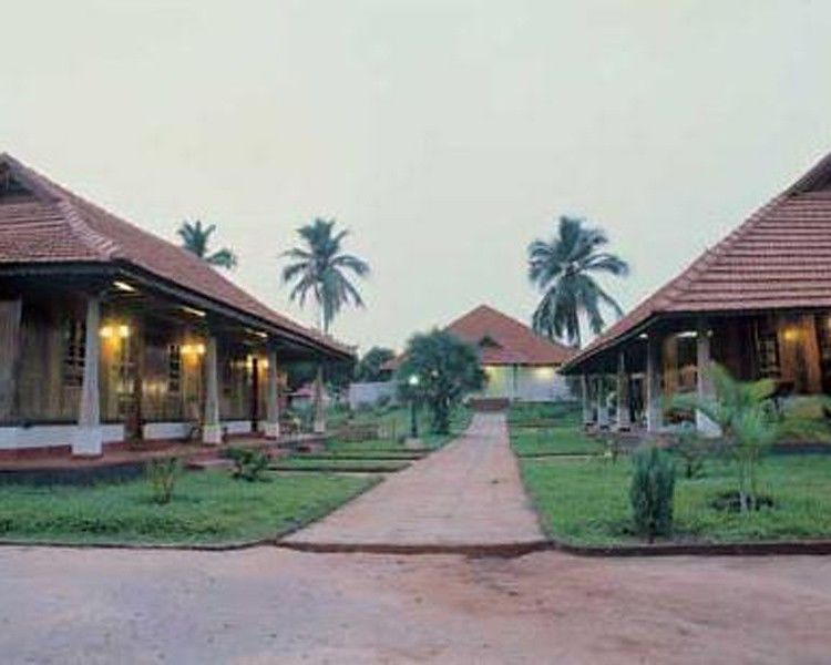 Isola Di Cocco Ayurvedic Beach Resort Poovar Buitenkant foto