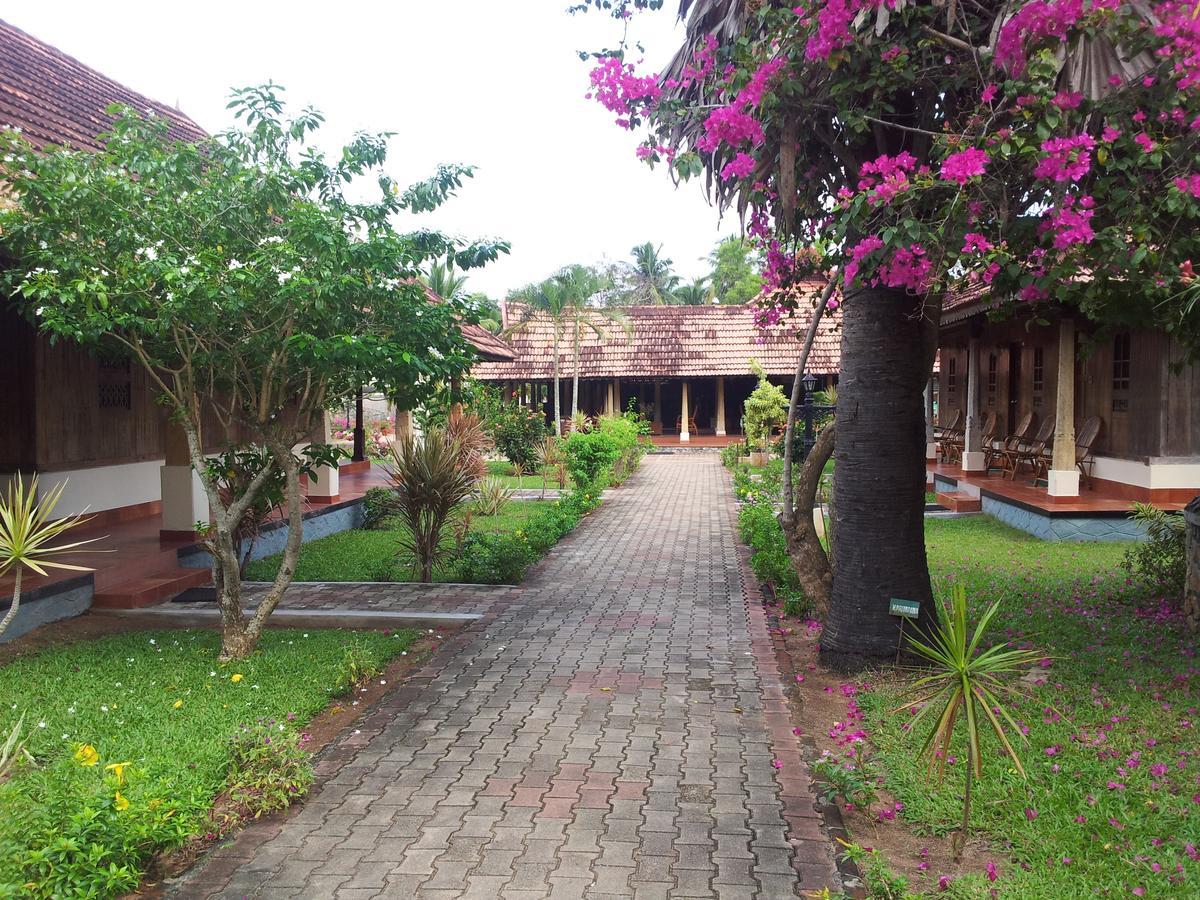 Isola Di Cocco Ayurvedic Beach Resort Poovar Buitenkant foto
